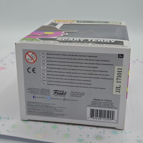 Funko POP! Rick & Morty Scary Terry #300 Vinyl Figure - Picture 7 of 7